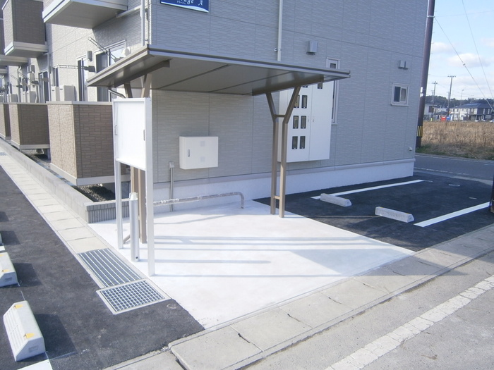 クラージュ　Ｂ 駐車場
