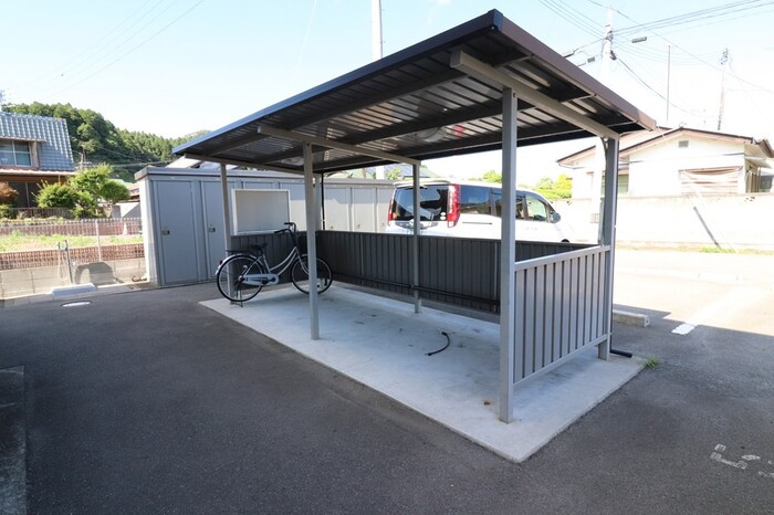 アルシオンＡ 駐車場
