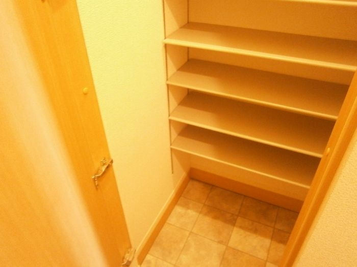 Ｄ－ｒｏｏｍサンケン 収納