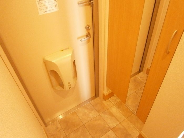 Ｄ－ｒｏｏｍサンケン 玄関