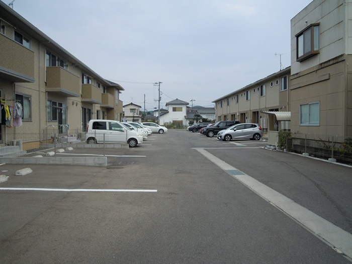 クレアトゥール柏　Ｂ 駐車場
