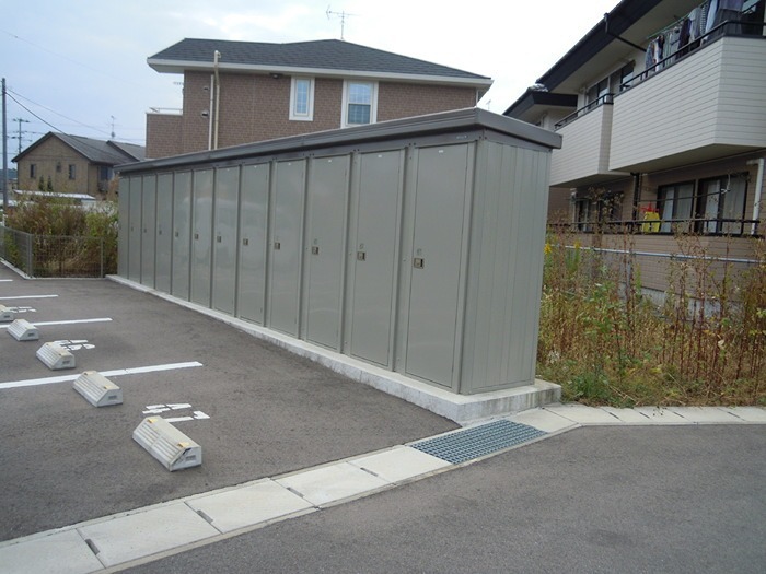 クレアトゥール柏　Ｂ 駐車場