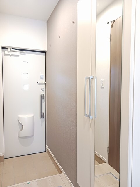 エーレ　Ｆ 玄関
