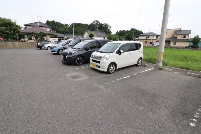 ロイヤルパレス　Ⅱ 駐車場