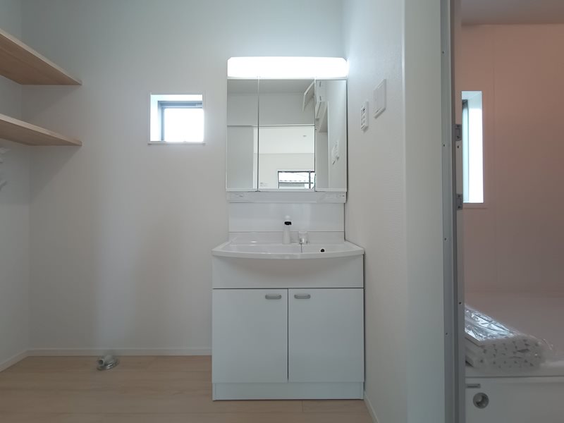 豊ヶ郷  新築平屋物件  洗面所