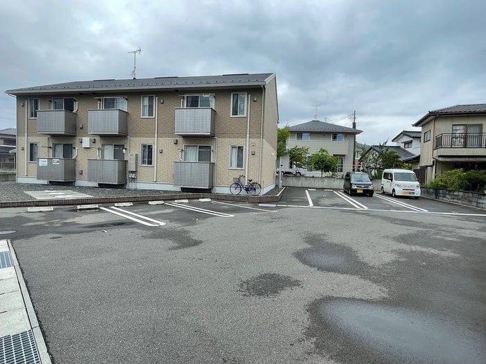 サンポート 駐車場
