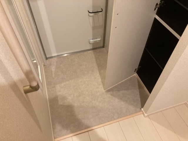 クレイノしらど 玄関
