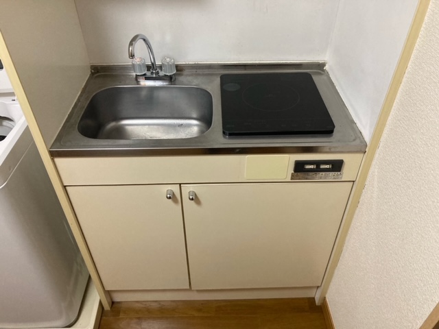 レオパレスプレミール キッチン