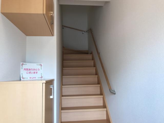 セントラルフィールド前原 玄関