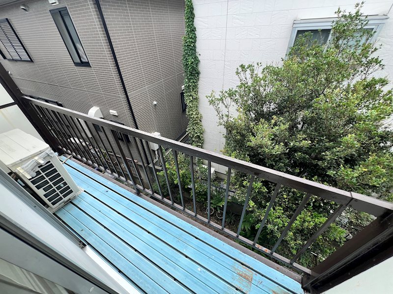 岩井荘 ベランダ