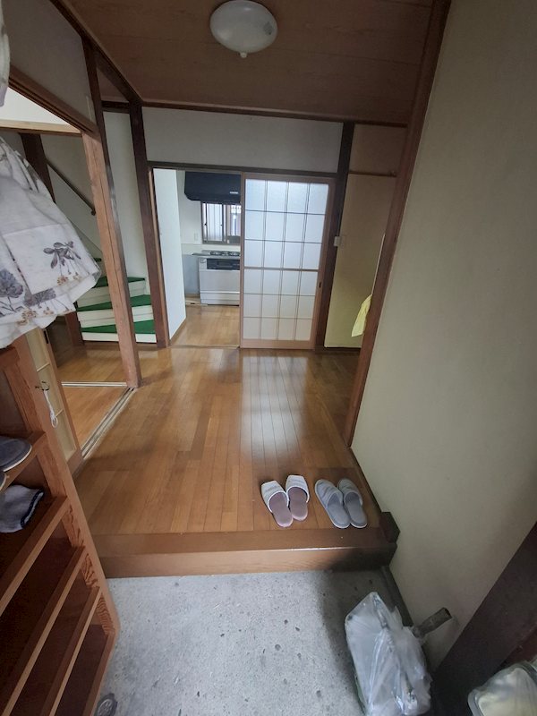 Tハウス 玄関