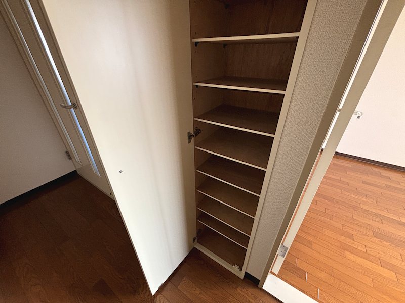 角ビル 収納