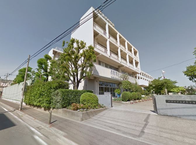 角ビル 中学校