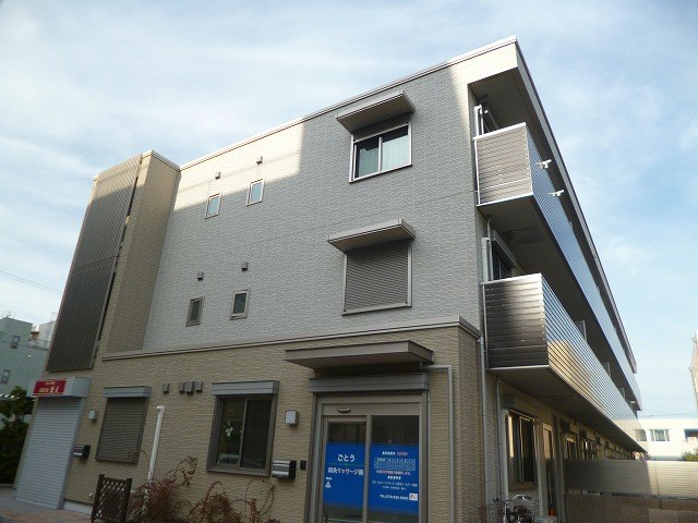 シャーメゾン大久保駅前 102号室 外観