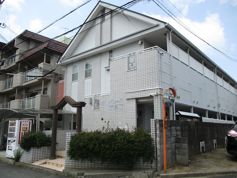 ボンジュール西明石 105号室 外観