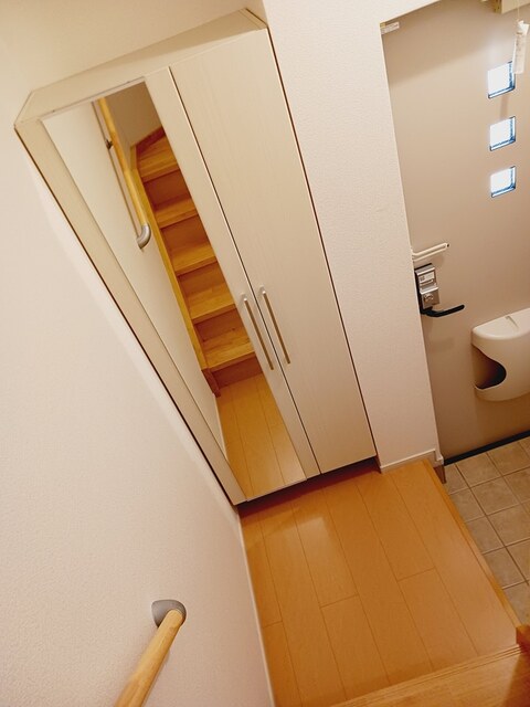 パストラルメゾン白水 玄関