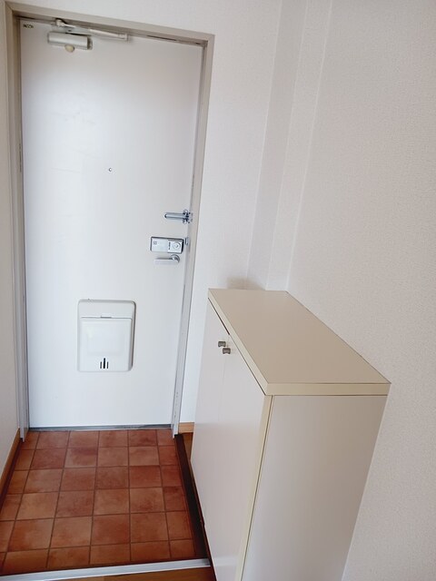 ウインズハイツⅡ 玄関