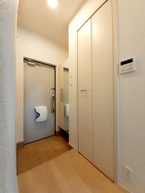 カーサヴェルデ 玄関