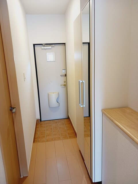 サンライズ赤羽 玄関