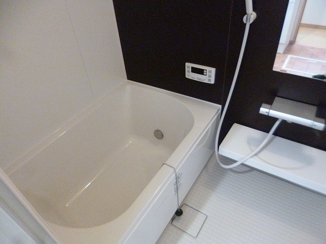 モンレーヴ本町 風呂画像