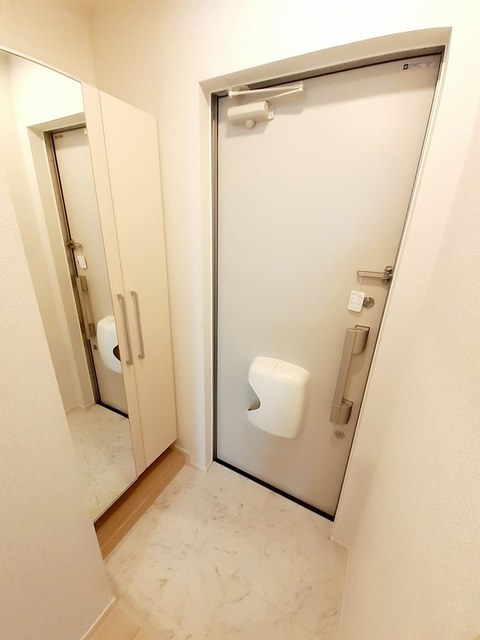 ガーデンハウス・ＫⅡ 玄関
