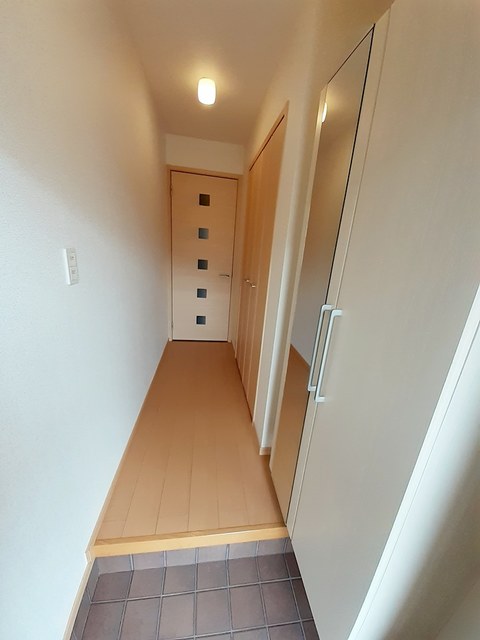 ラフレシールⅡ 玄関