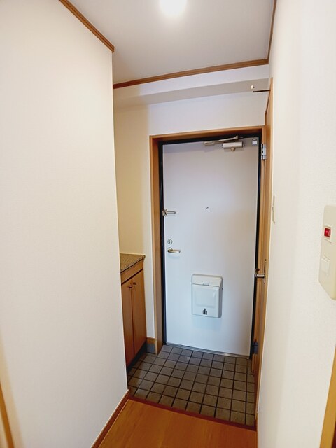 トゥールモンド 玄関