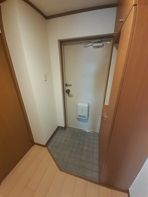 アヴニール 玄関