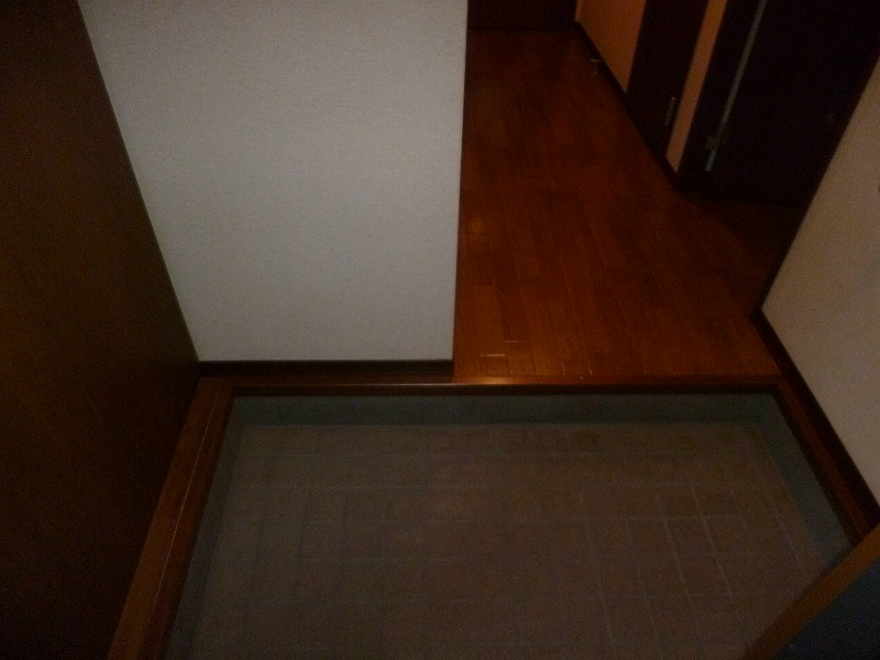 フォーレス藤江 玄関