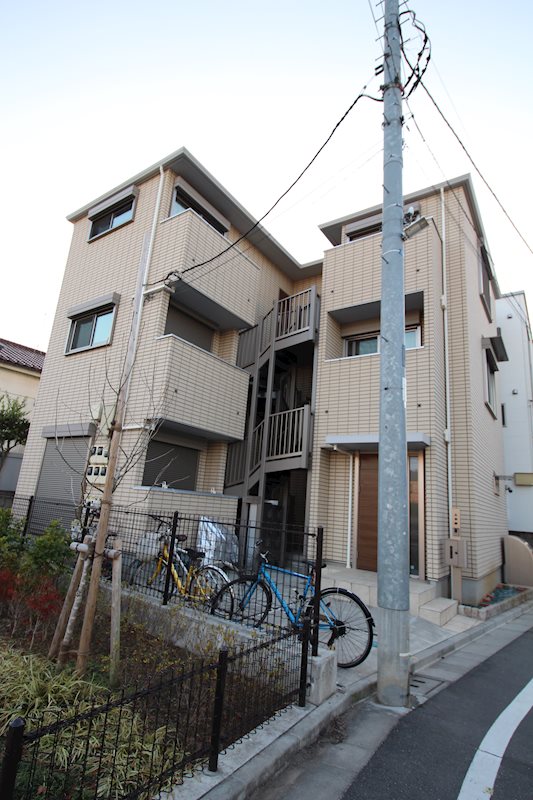 SAULES（ソールズ） 201号室 外観