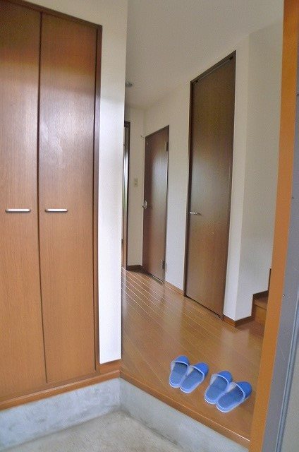 L&amp;rsquo;s吉祥寺（エルズキチジョウジ） 玄関