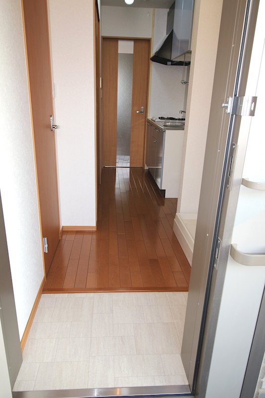 セレーナ経堂 玄関