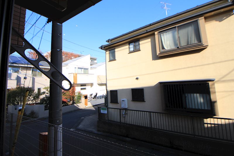 花の街 ベランダ