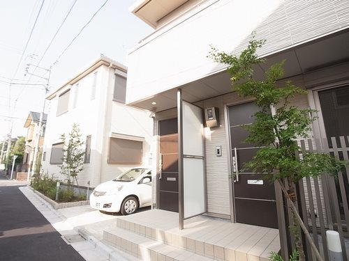 Laurier South 玄関