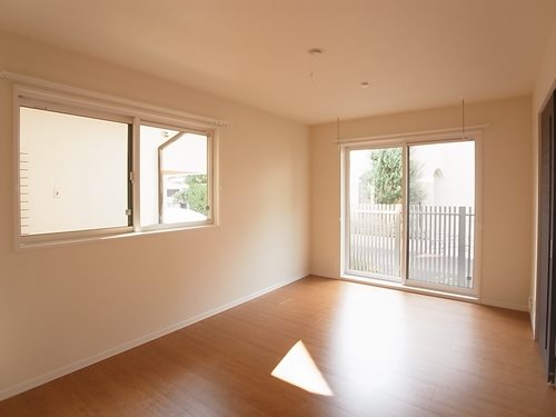 Laurier South リビング