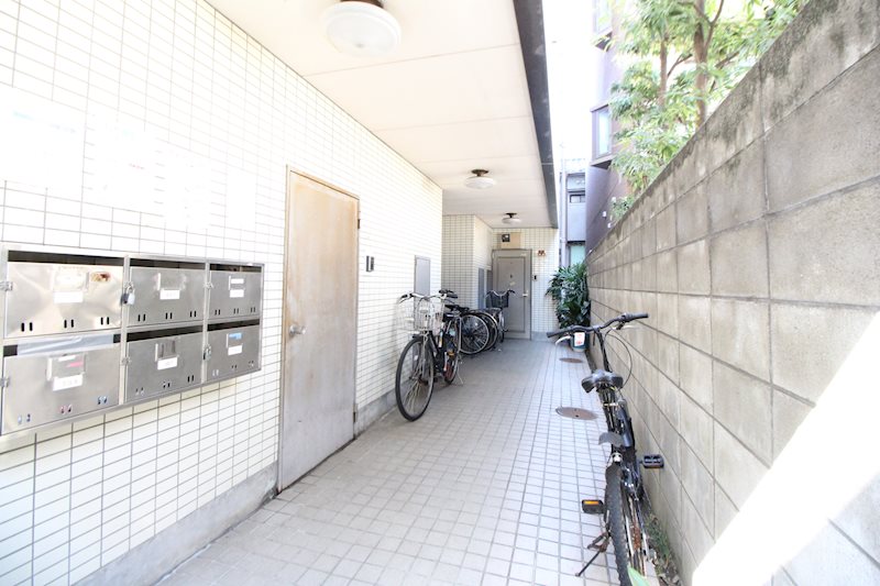 西新宿岡ビル その他外観2