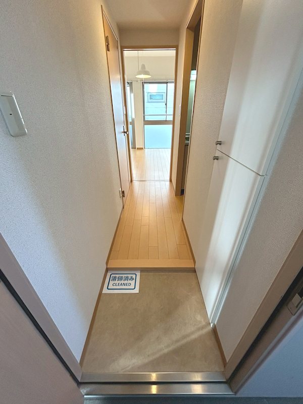 レジデンス花公園 玄関