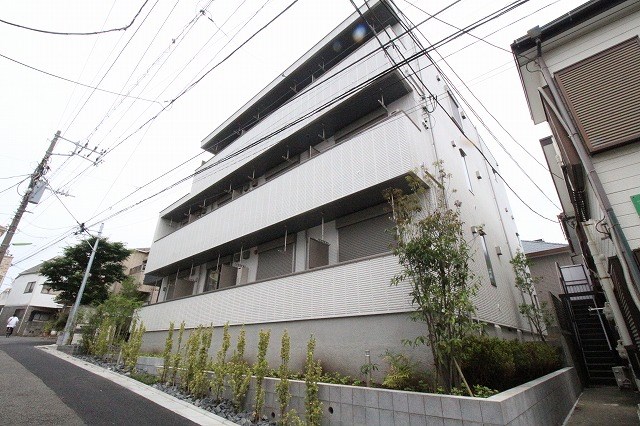 フォルトゥーナ友紀 201号室 外観