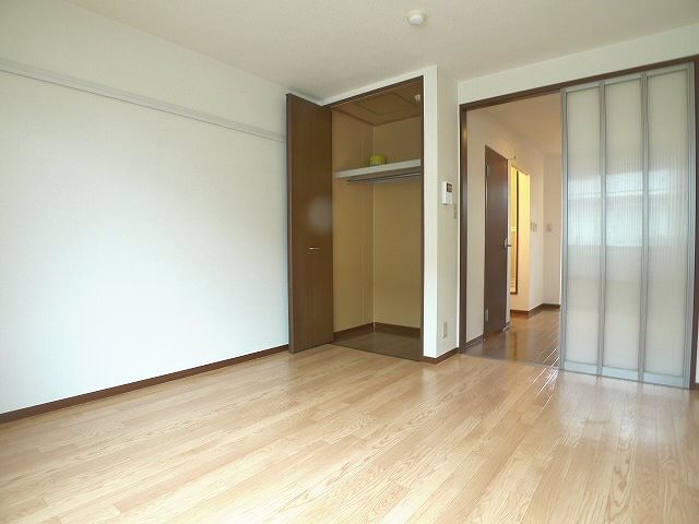 プラティーク三鷹 リビング