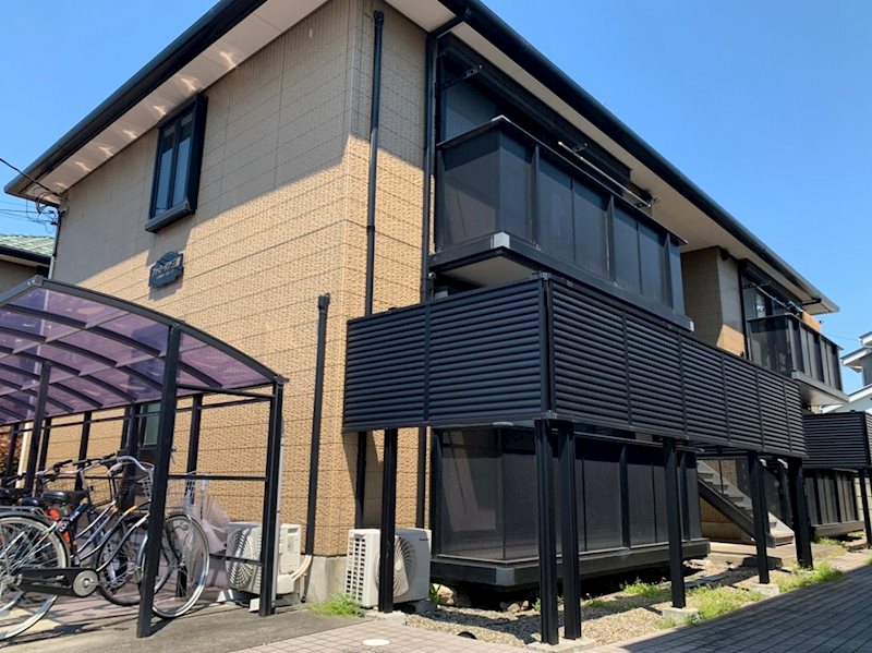 ファミーリア三鷹 201号室 外観