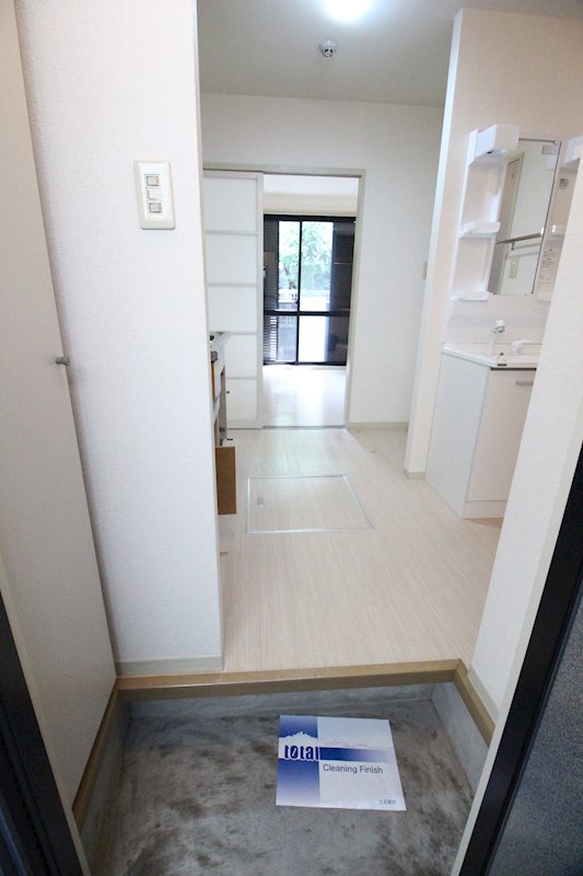 グランドール壱番館 玄関