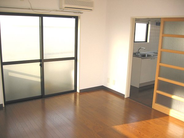 クレスト北沢 リビング