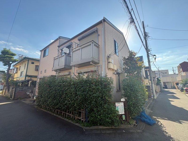 ドゥシャトレ 201号室 外観