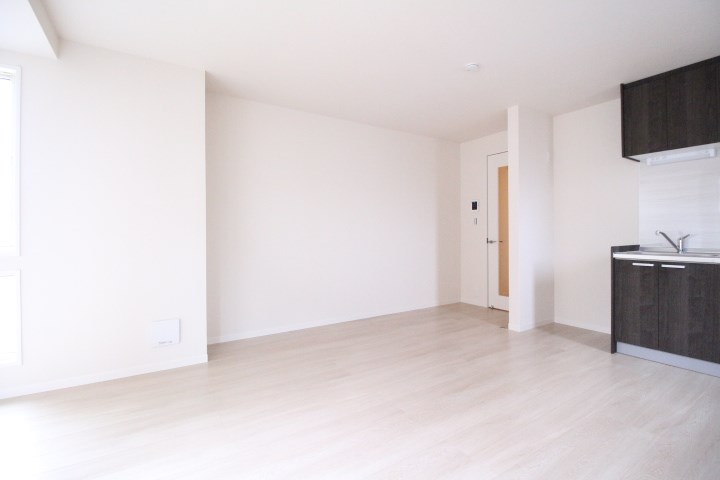 リバレイン登戸 リビング