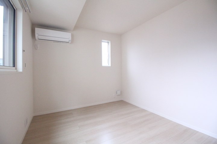 リバレイン登戸 ベッドルーム