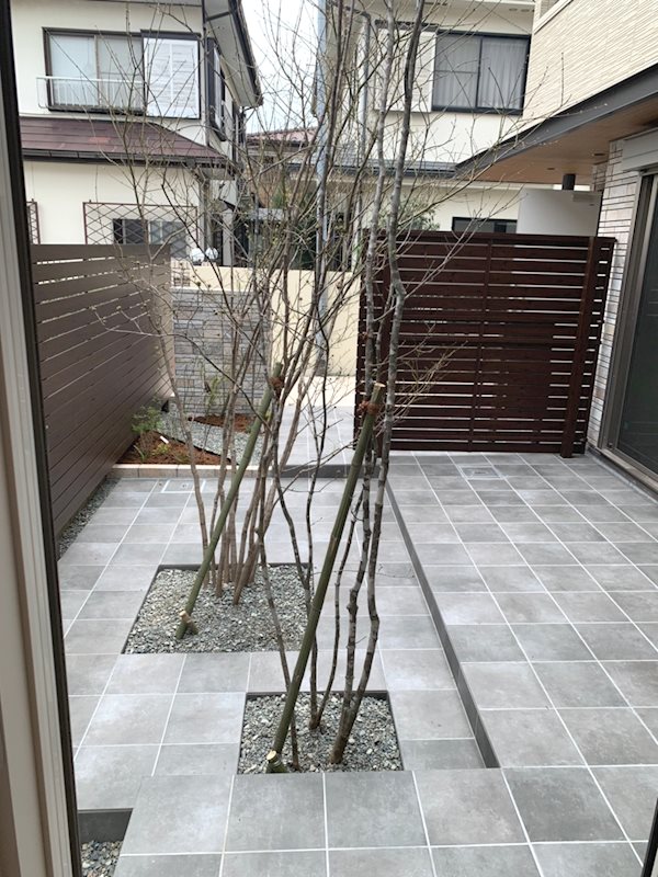 APPLE　COURT ベランダ