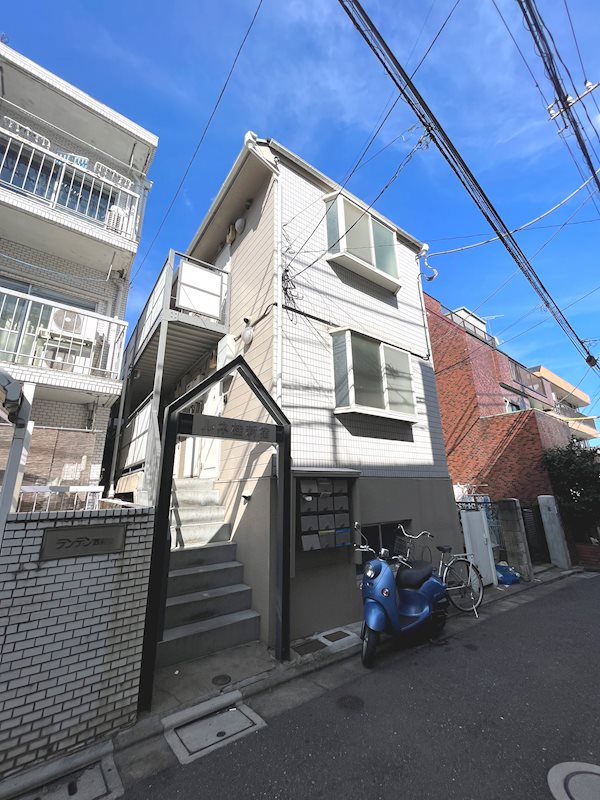 ルネ桂 新宿 102号室 外観