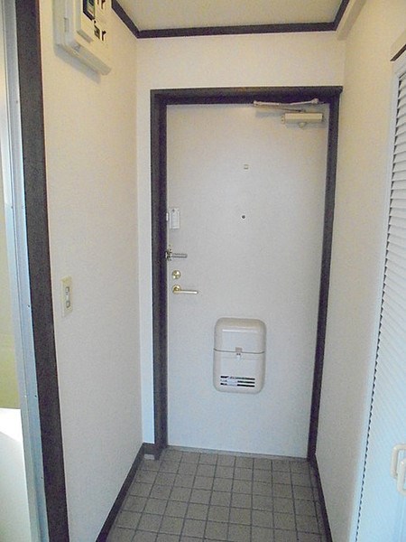 テム下北沢 玄関