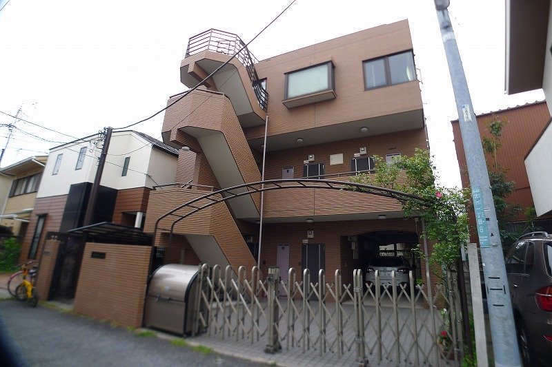 Dimora Kitazawa（ディモーラ北沢） 203号室 外観