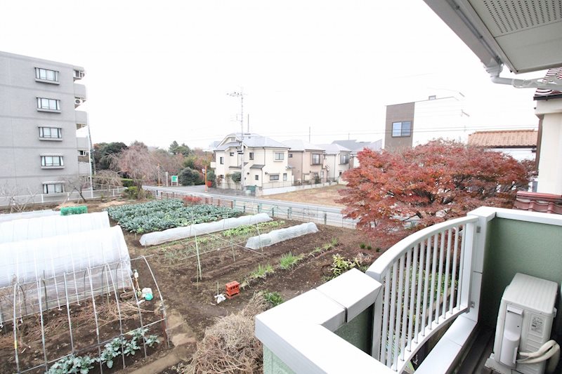 トムハイツ　Ａ ベランダ